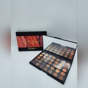 🎄Aolikoko Matte Natural Eyeshadow Palette 35 Warm Neutral Shades ~ New